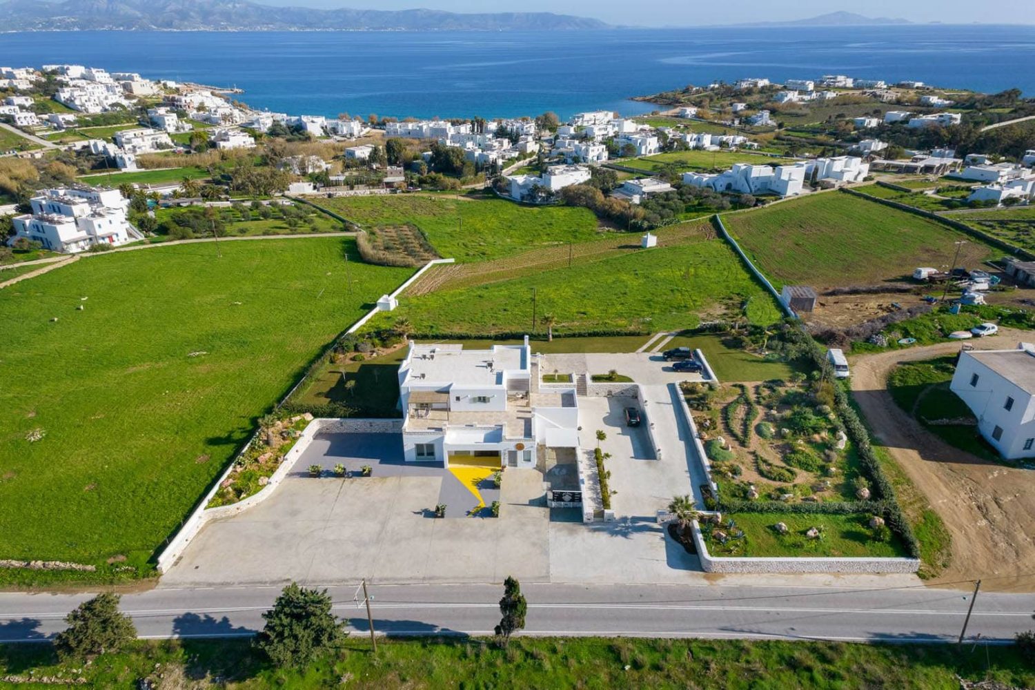Villa Alectrona
