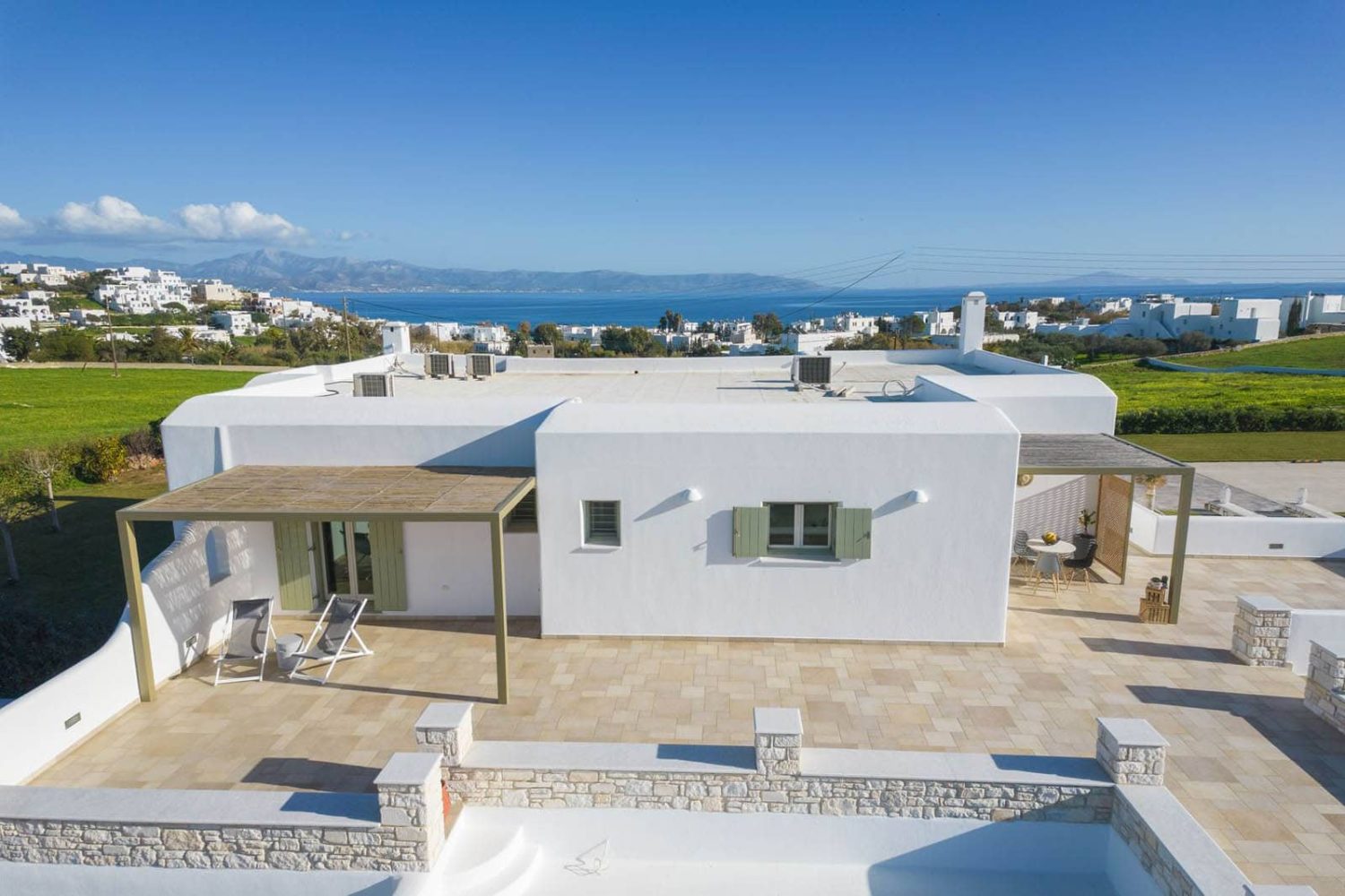 Villa Alectrona
