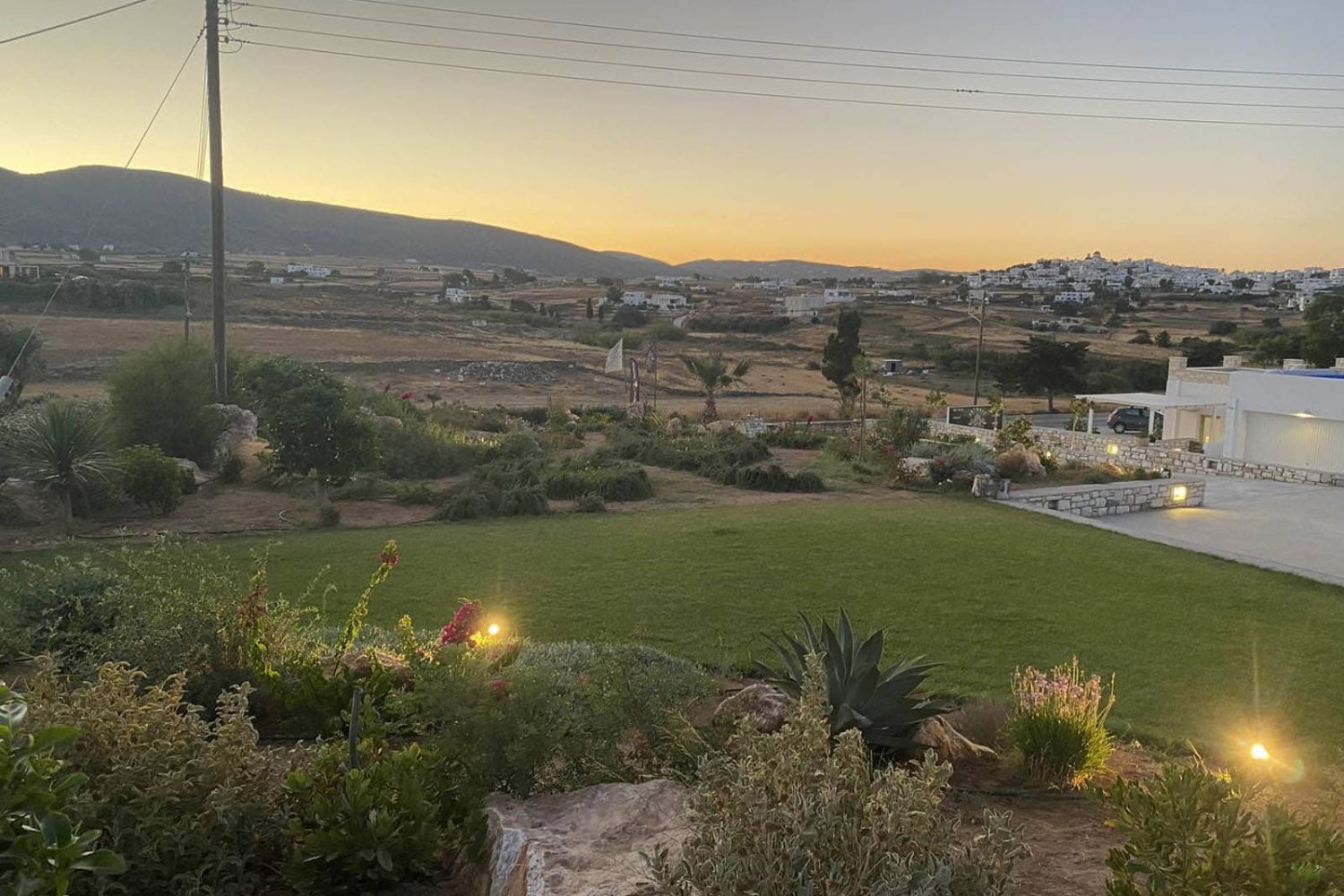 Villa Alectrona